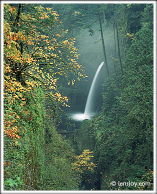 Metlako Falls -- Photo  Chris Carvalho/Lensjoy.com
